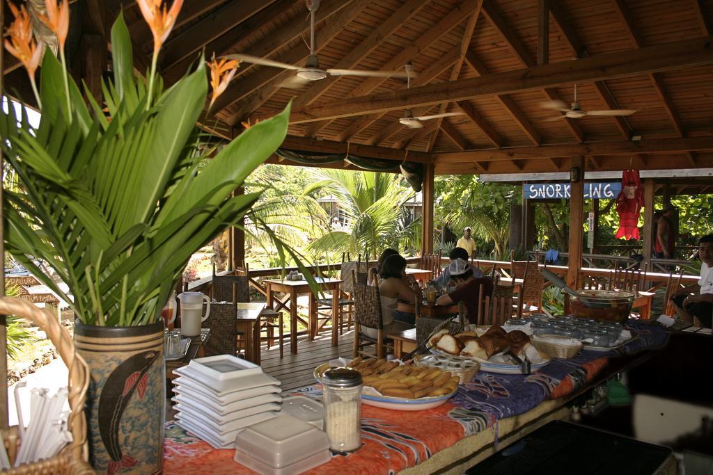 Las Rocas Resort And Dive Center West Bay Exterior photo